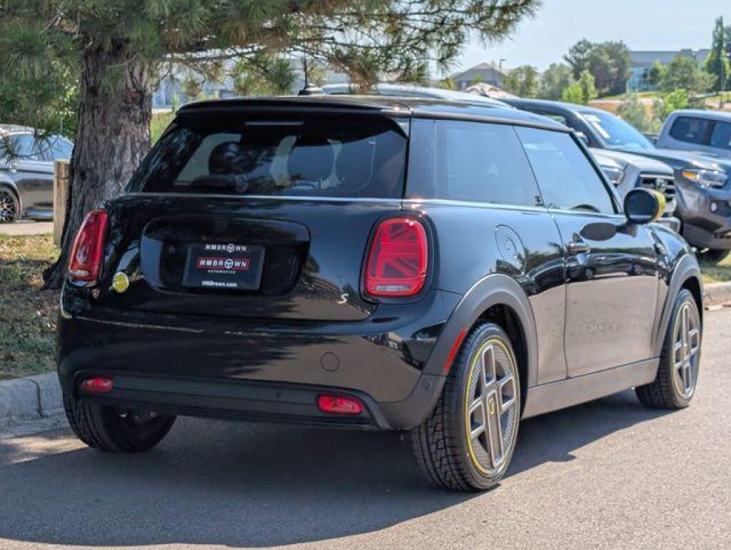 2024 MINI Hardtop