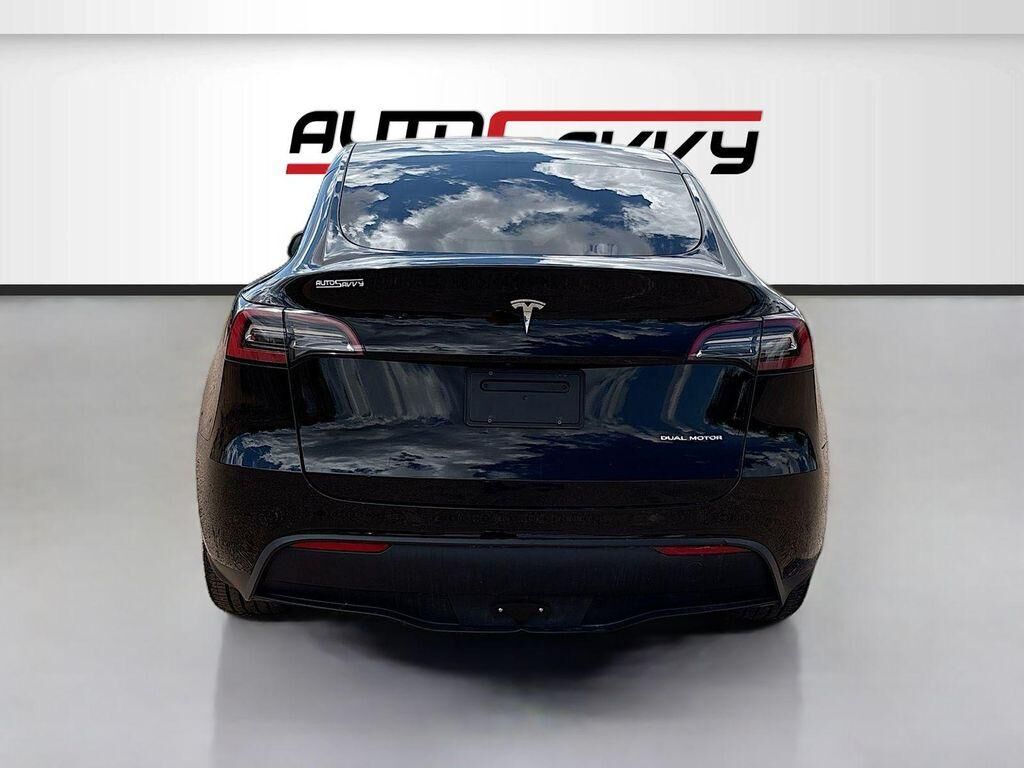 undefined. Enlarge image 6