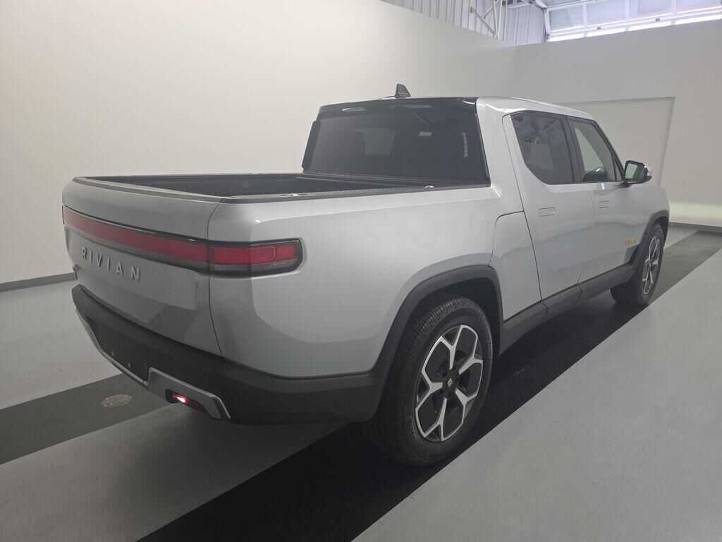 2022 Rivian R1T