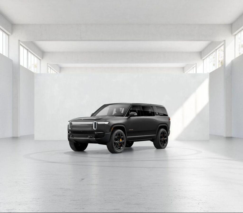 2026 Rivian R1S