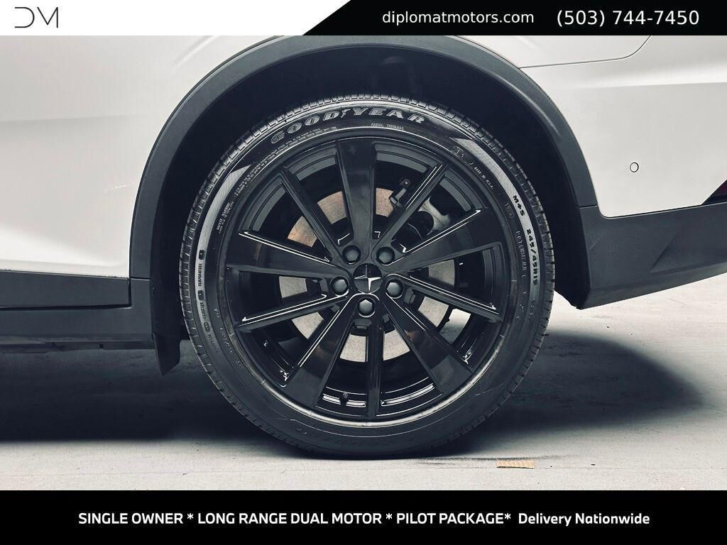 undefined. Enlarge image 40