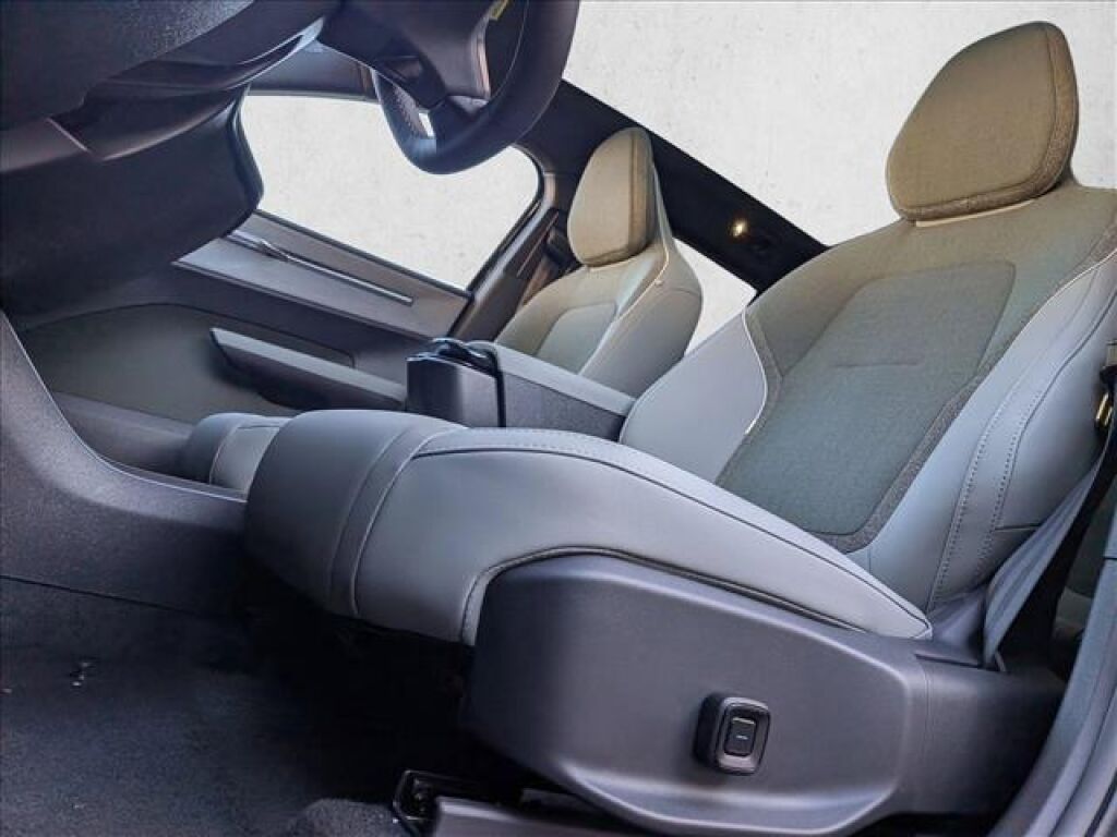 2026 Volvo EX30