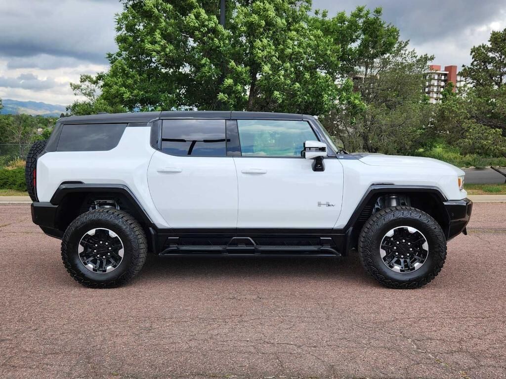 2025 GMC HUMMER EV SUV