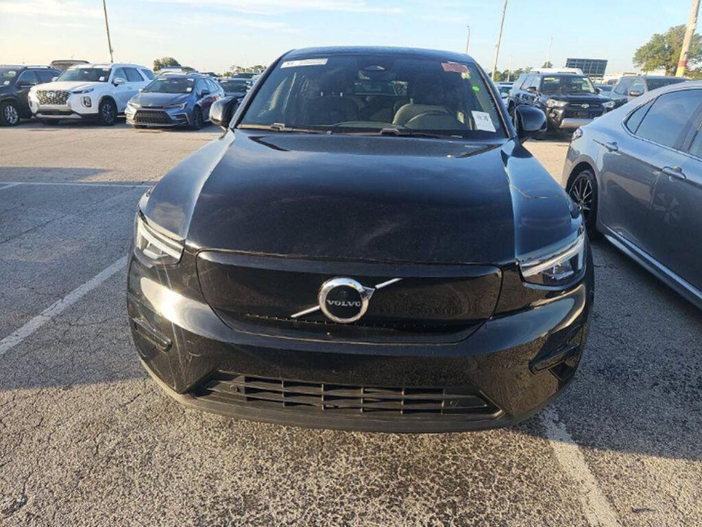 2023 Volvo C40 Recharge Pure Electric
