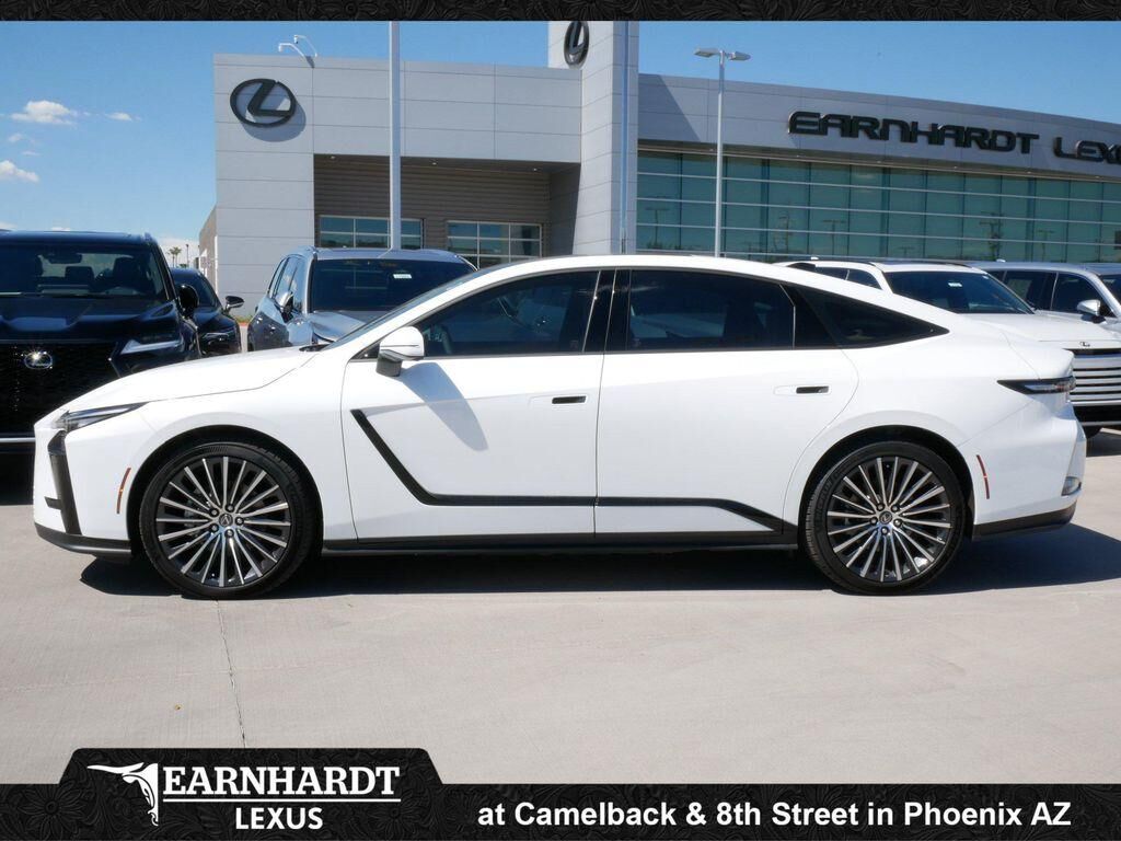 2026 Lexus ES 350e