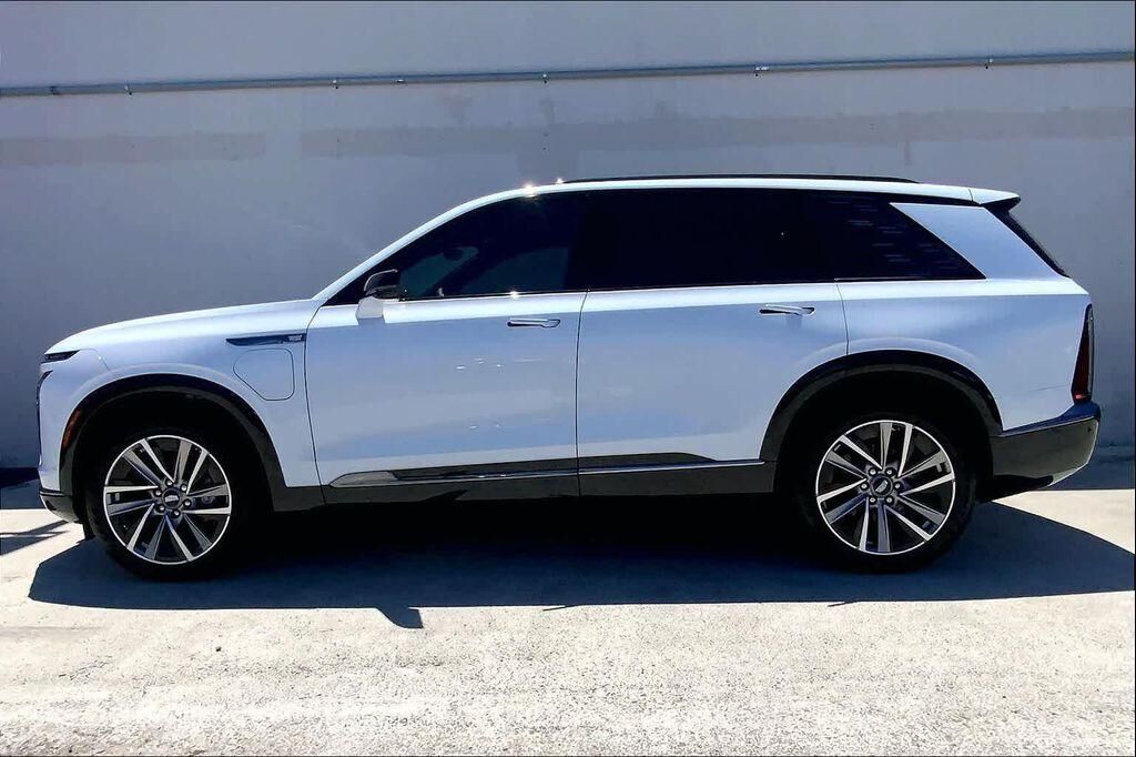 2026 Cadillac VISTIQ in Honolulu, HI