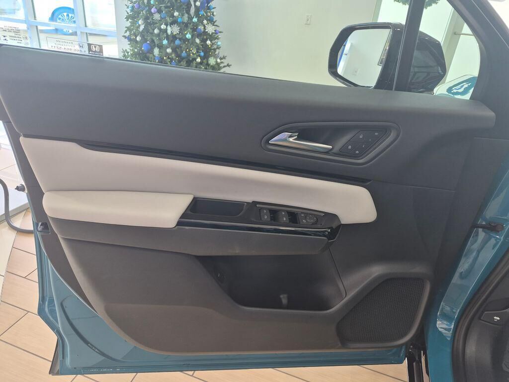 undefined. Enlarge image 16