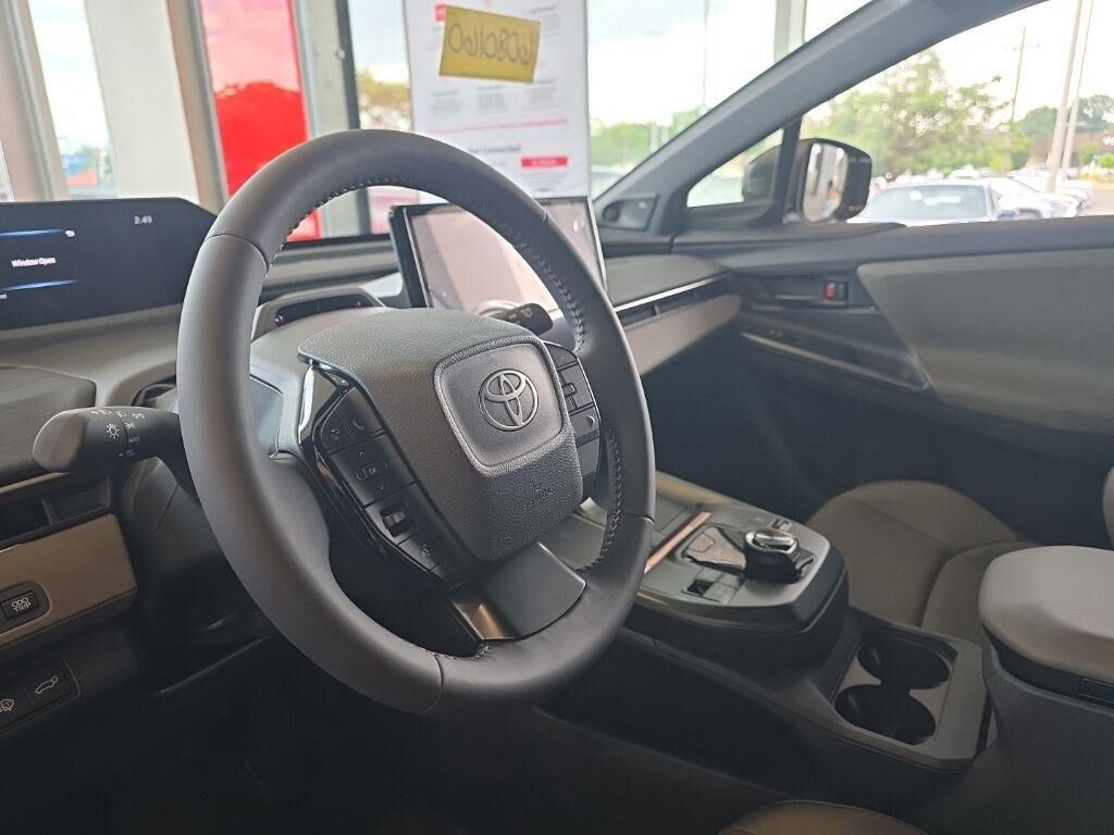undefined. Enlarge image 9