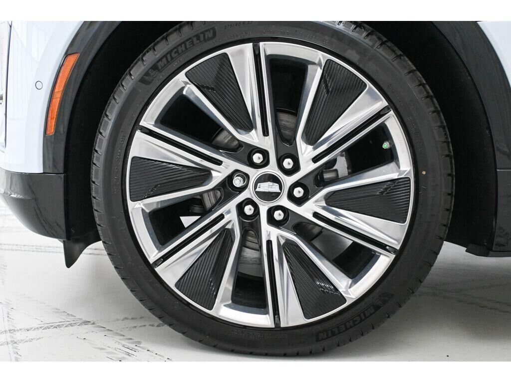 undefined. Enlarge image 9