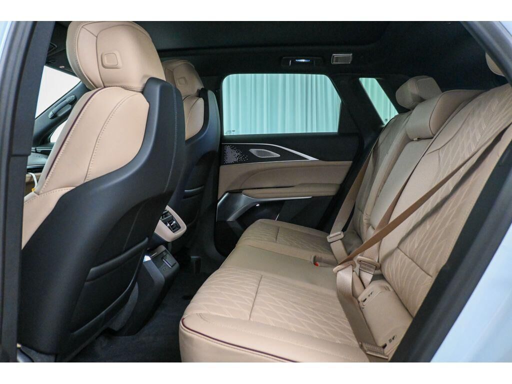 undefined. Enlarge image 11