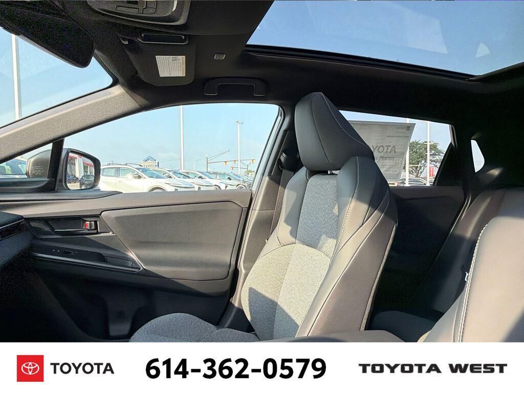 undefined. Enlarge image 17
