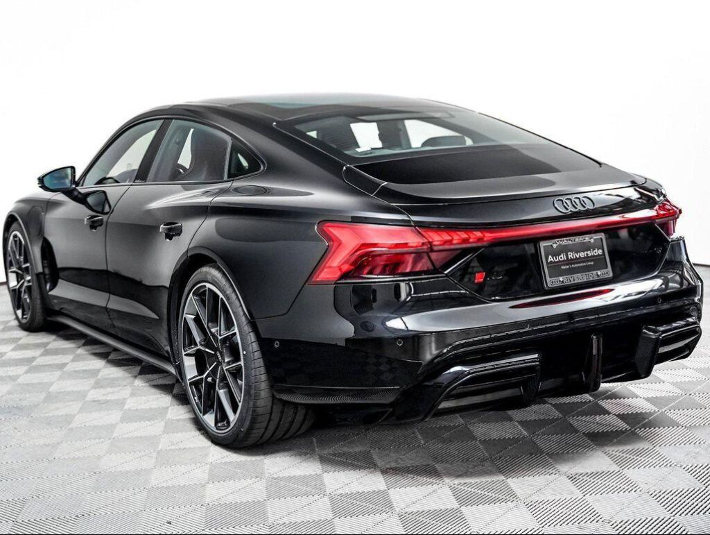 2026 Audi RS e-tron GT