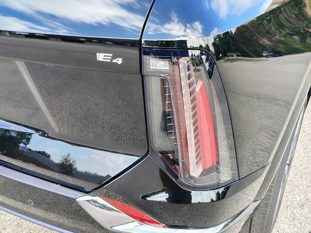 undefined. Enlarge image 15