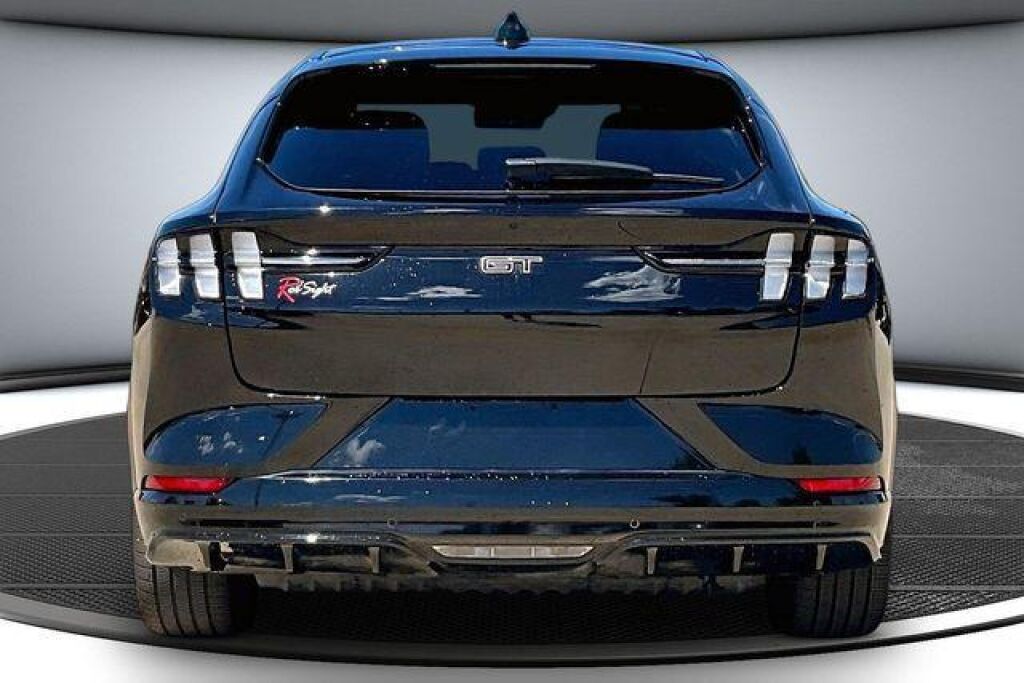 2025 Ford Mustang Mach-E