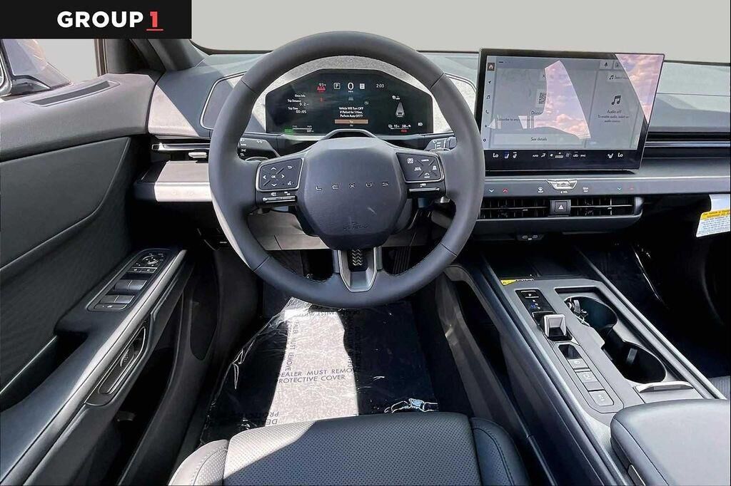 2026 Lexus ES 350e