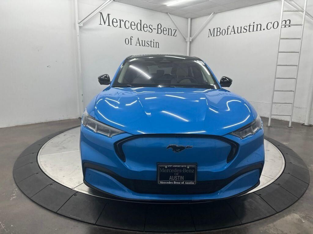 2022 Ford Mustang Mach-E