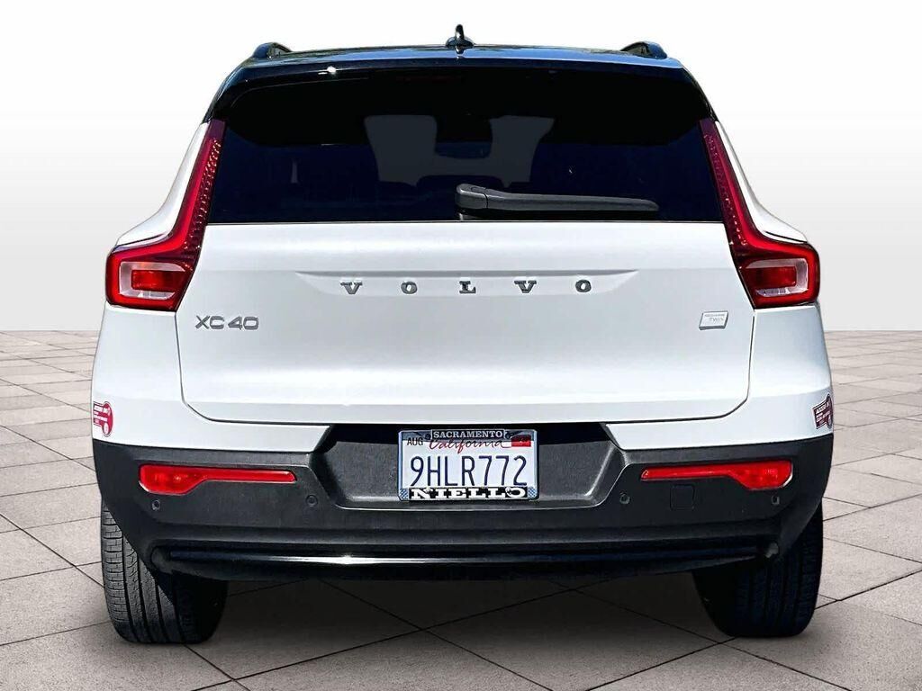 2023 Volvo XC40 Recharge Pure Electric