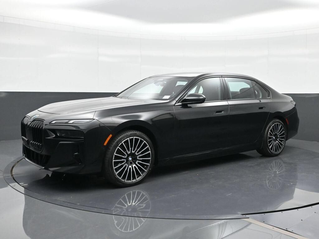 2025 BMW i7 in Miami, FL