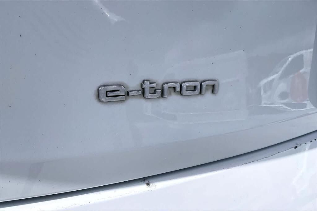 undefined. Enlarge image 7
