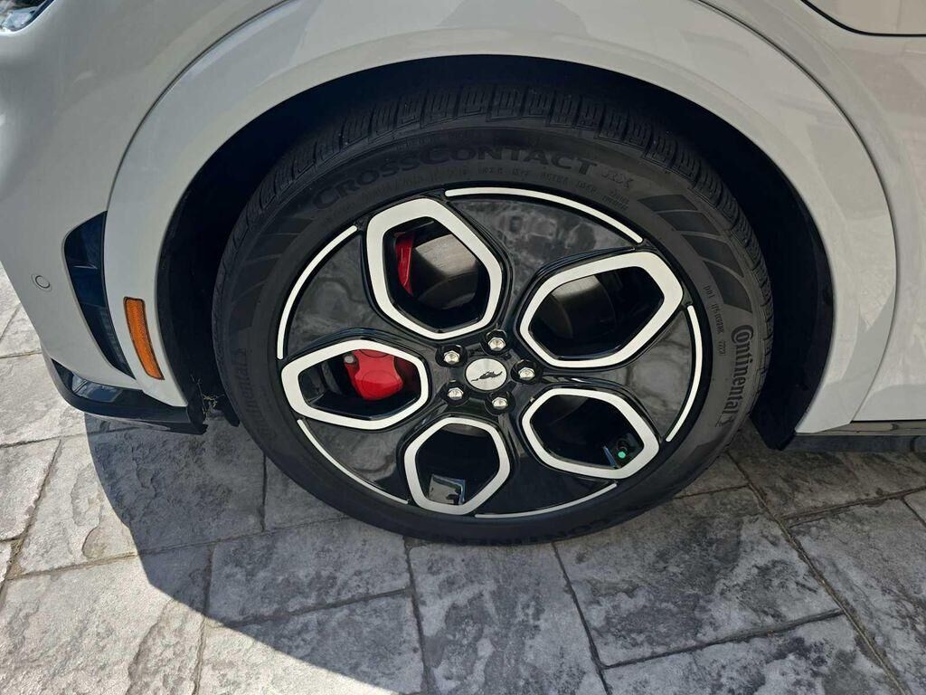 undefined. Enlarge image 9