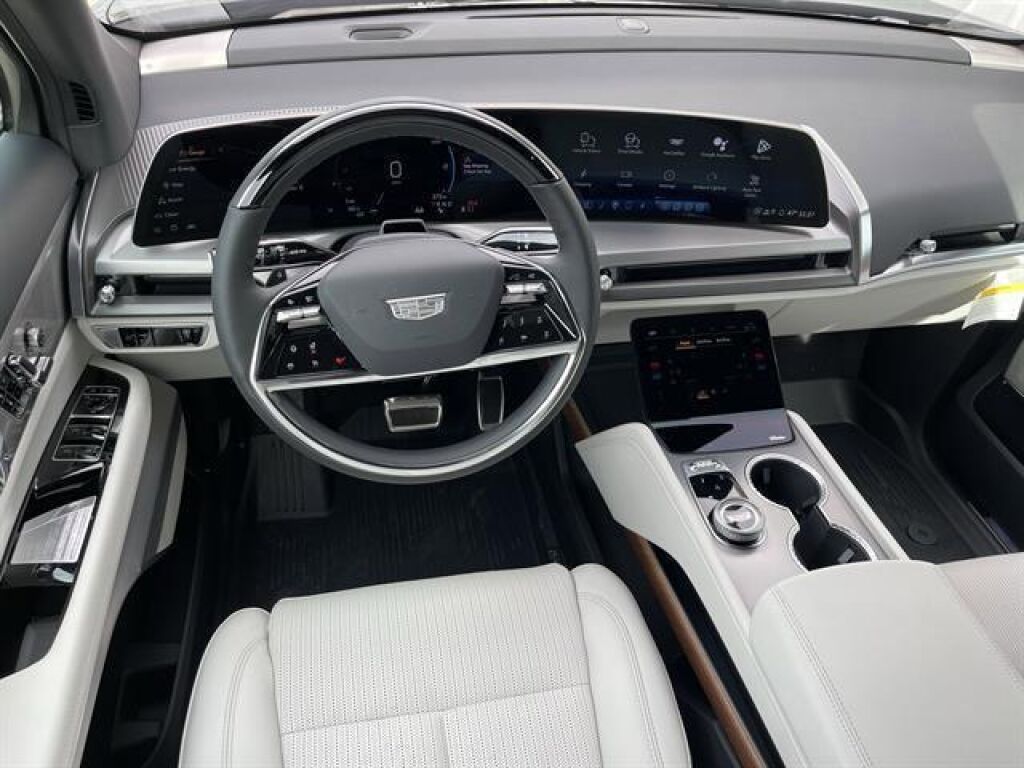 2026 Cadillac VISTIQ in Fremont, NE