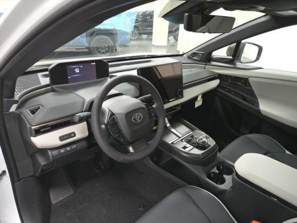 undefined. Enlarge image 21