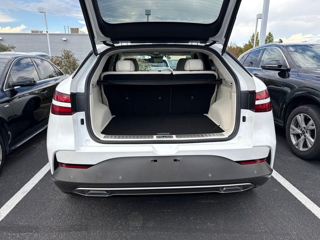 2023 Genesis GV60