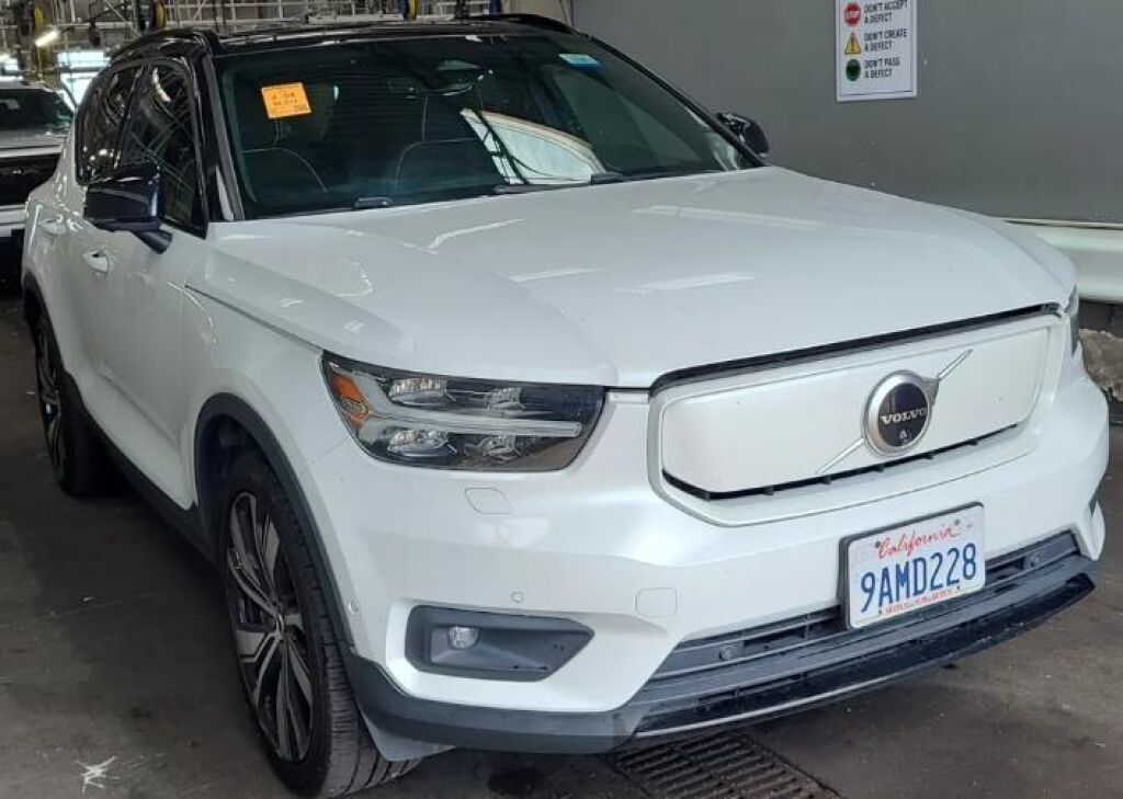 2022 Volvo XC40 Recharge Pure Electric