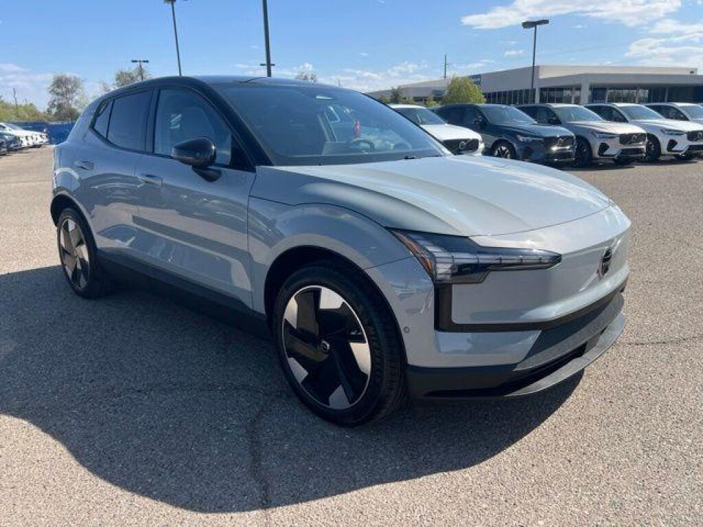 2025 Volvo EX30