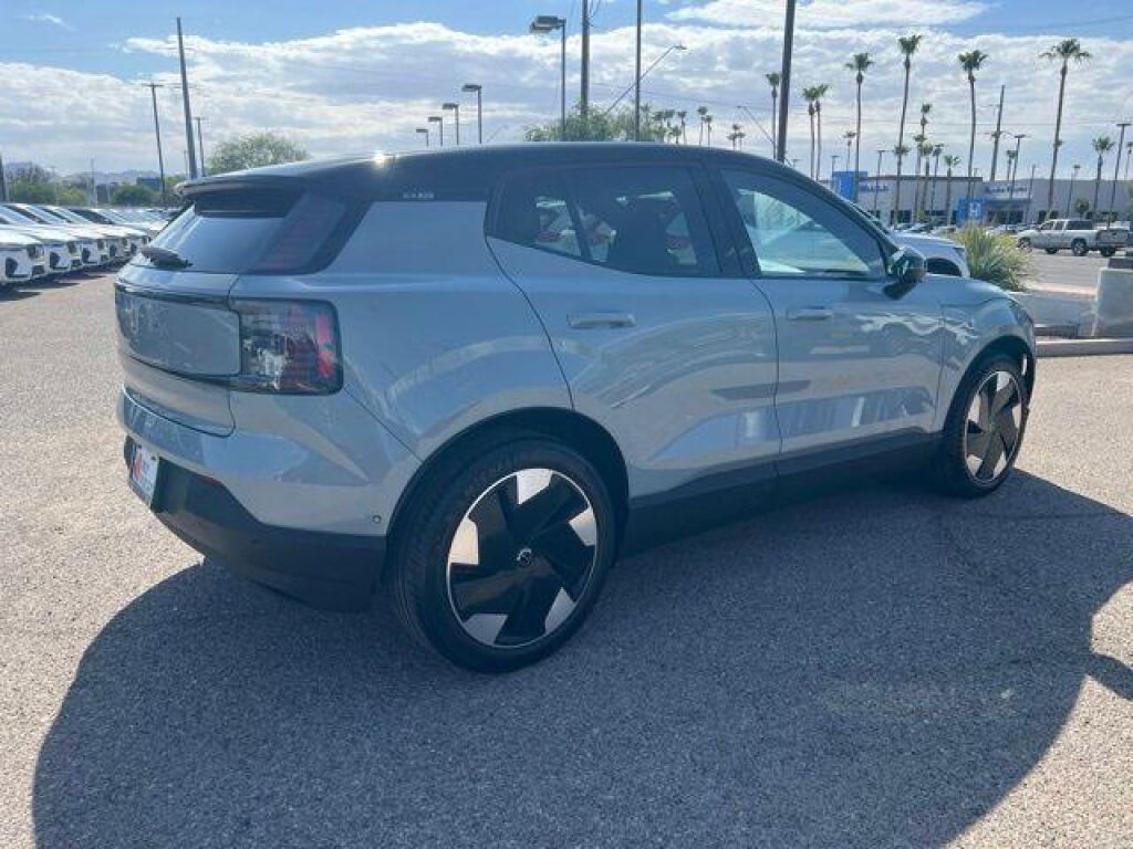 2025 Volvo EX30