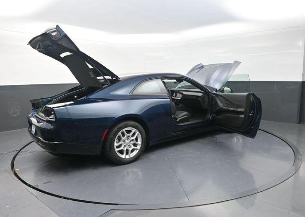 undefined. Enlarge image 34