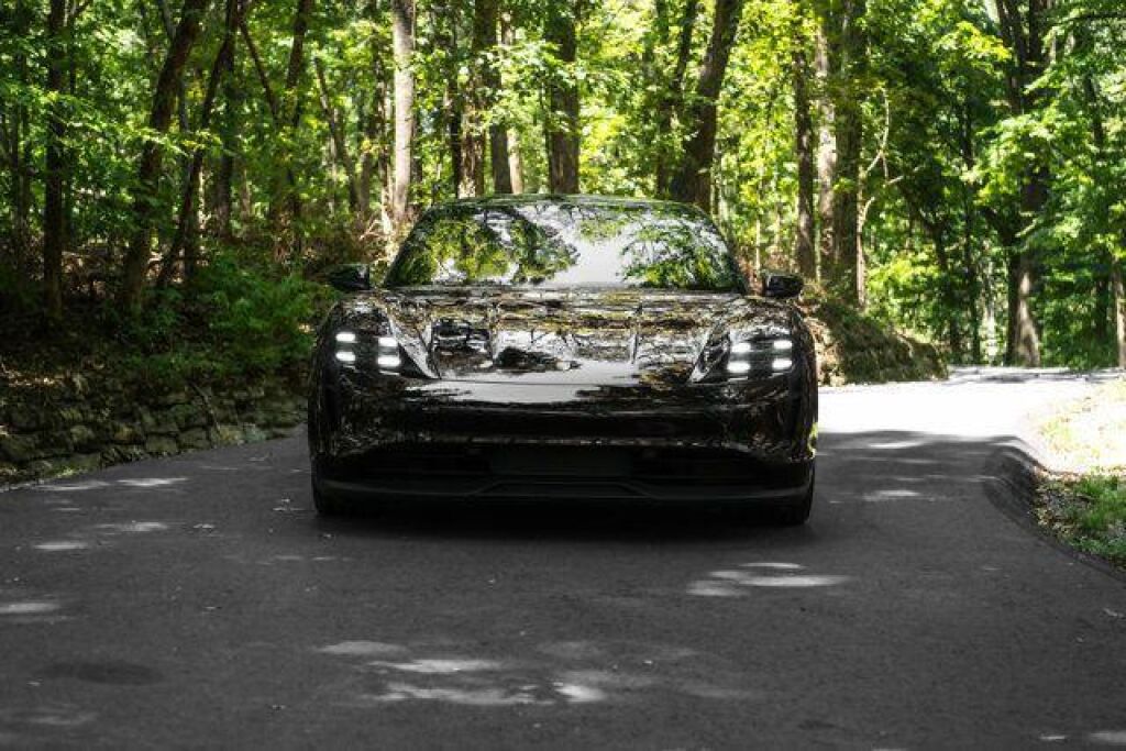 2023 Porsche Taycan