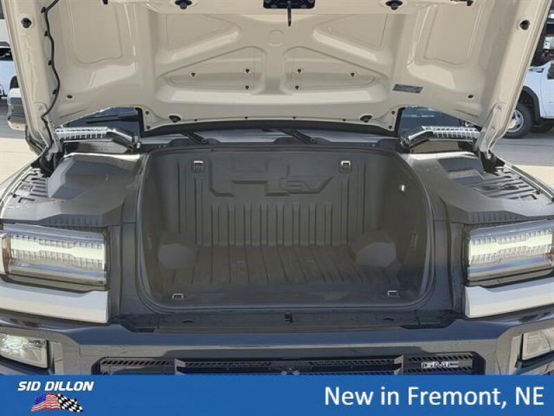 2026 GMC HUMMER EV SUV in Fremont, NE