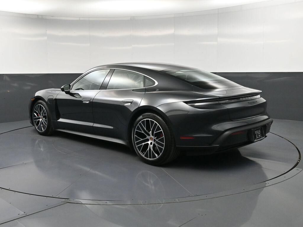 2026 Porsche Taycan