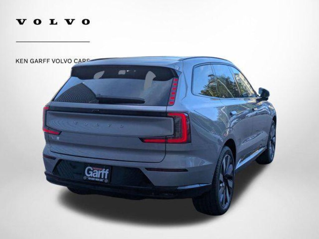 2026 Volvo EX90