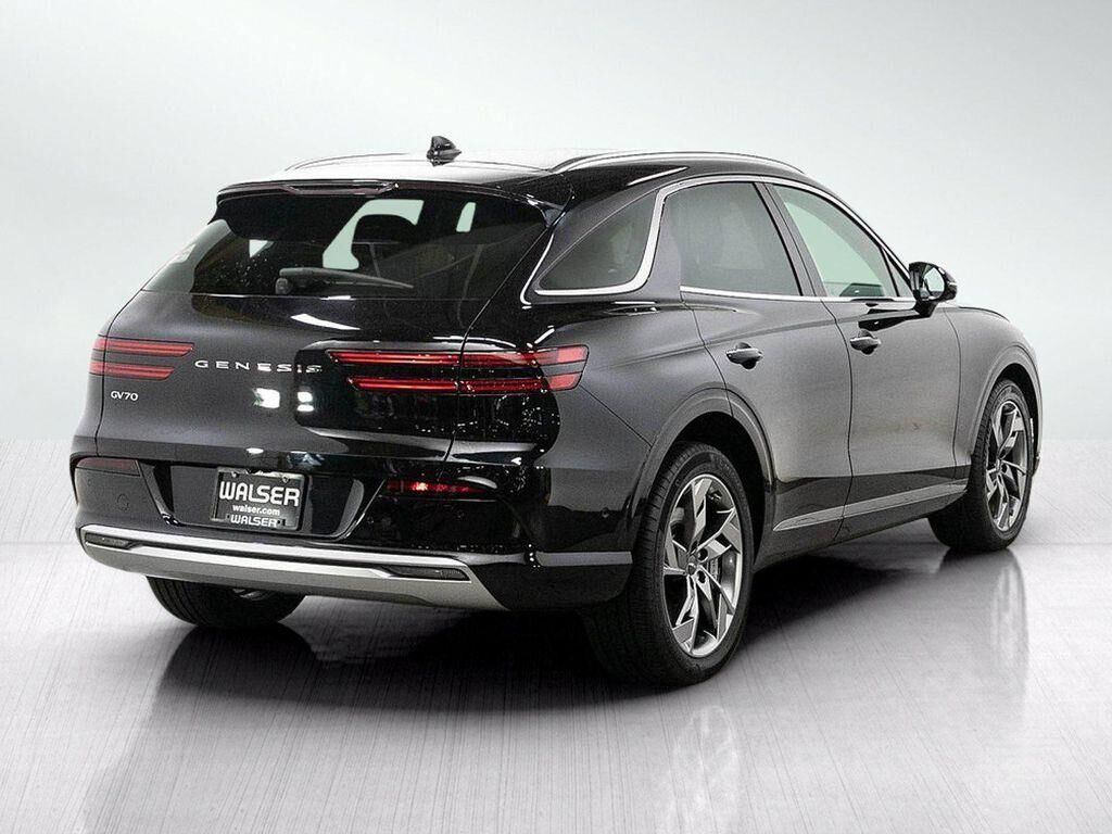 2023 Genesis Electrified GV70