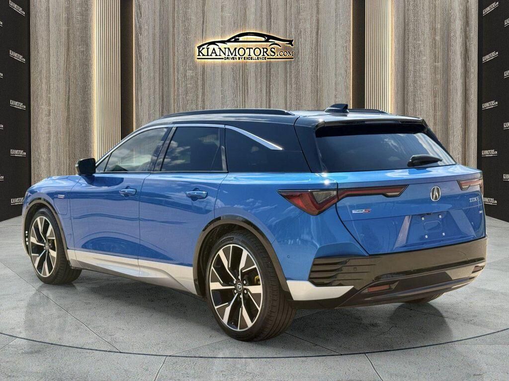 undefined. Enlarge image 12