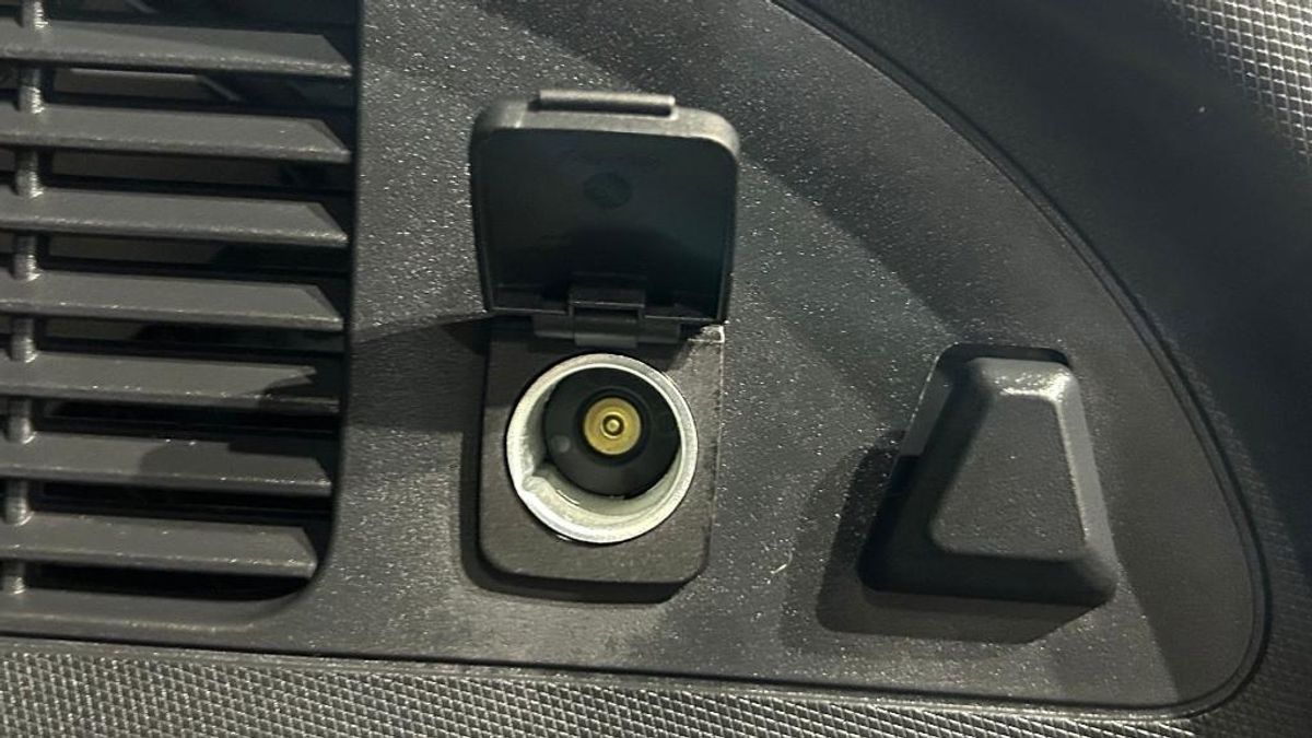undefined. Enlarge image 33