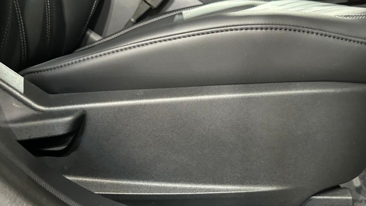 undefined. Enlarge image 54