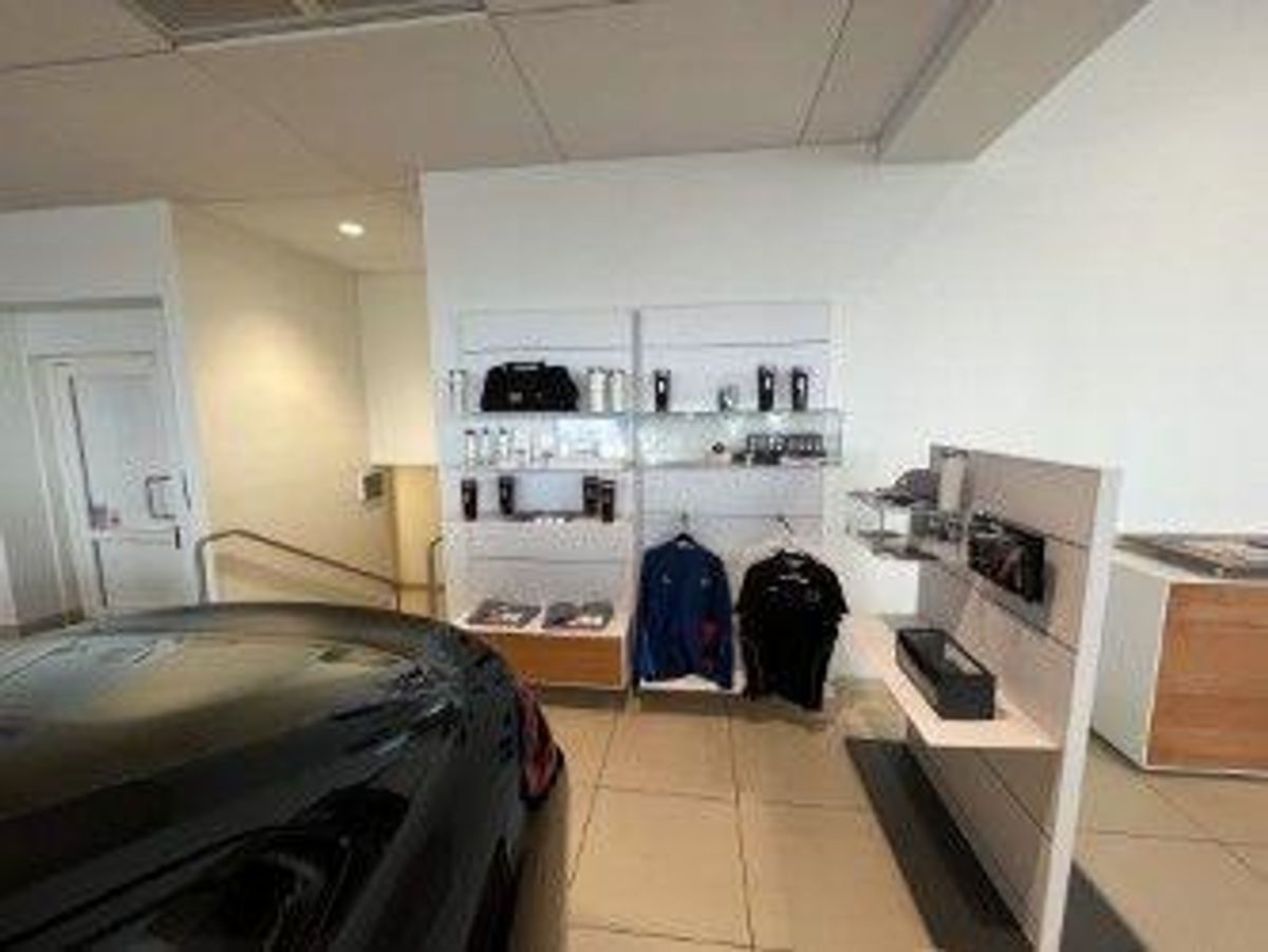 undefined. Enlarge image 7
