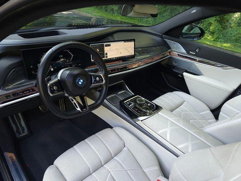 2023 BMW i7 in Silver Spring, MD