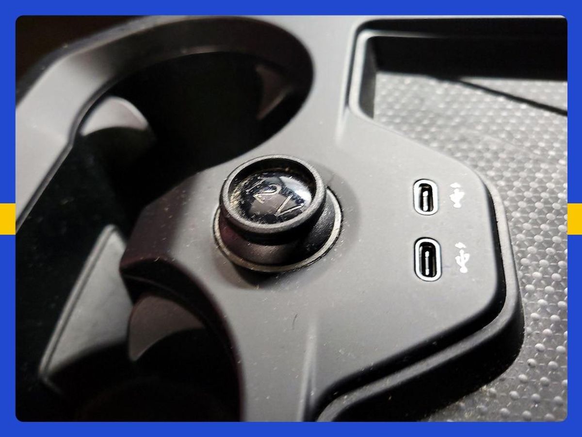 undefined. Enlarge image 4