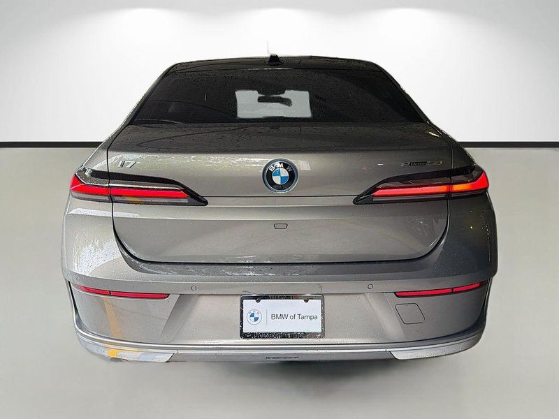 2024 BMW i7 in Tampa, FL