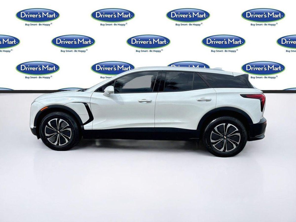 undefined. Enlarge image 4