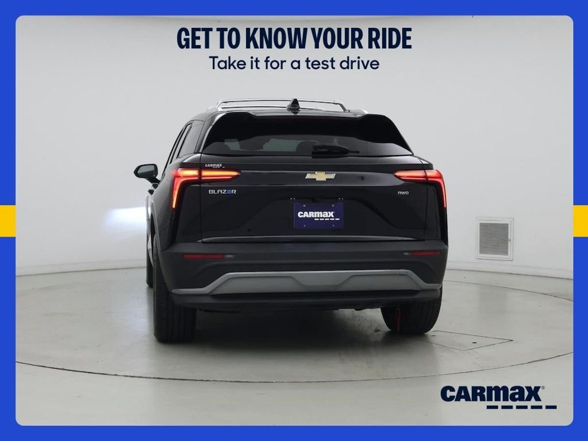 undefined. Enlarge image 7