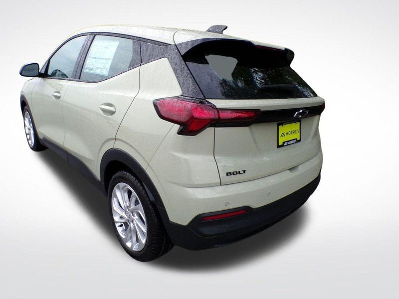 2027 Chevrolet Bolt in Bellevue, NE