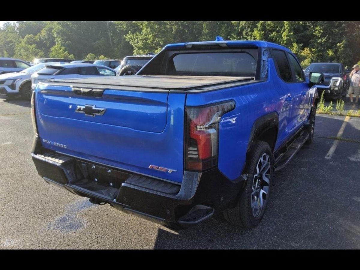 undefined. Enlarge image 4