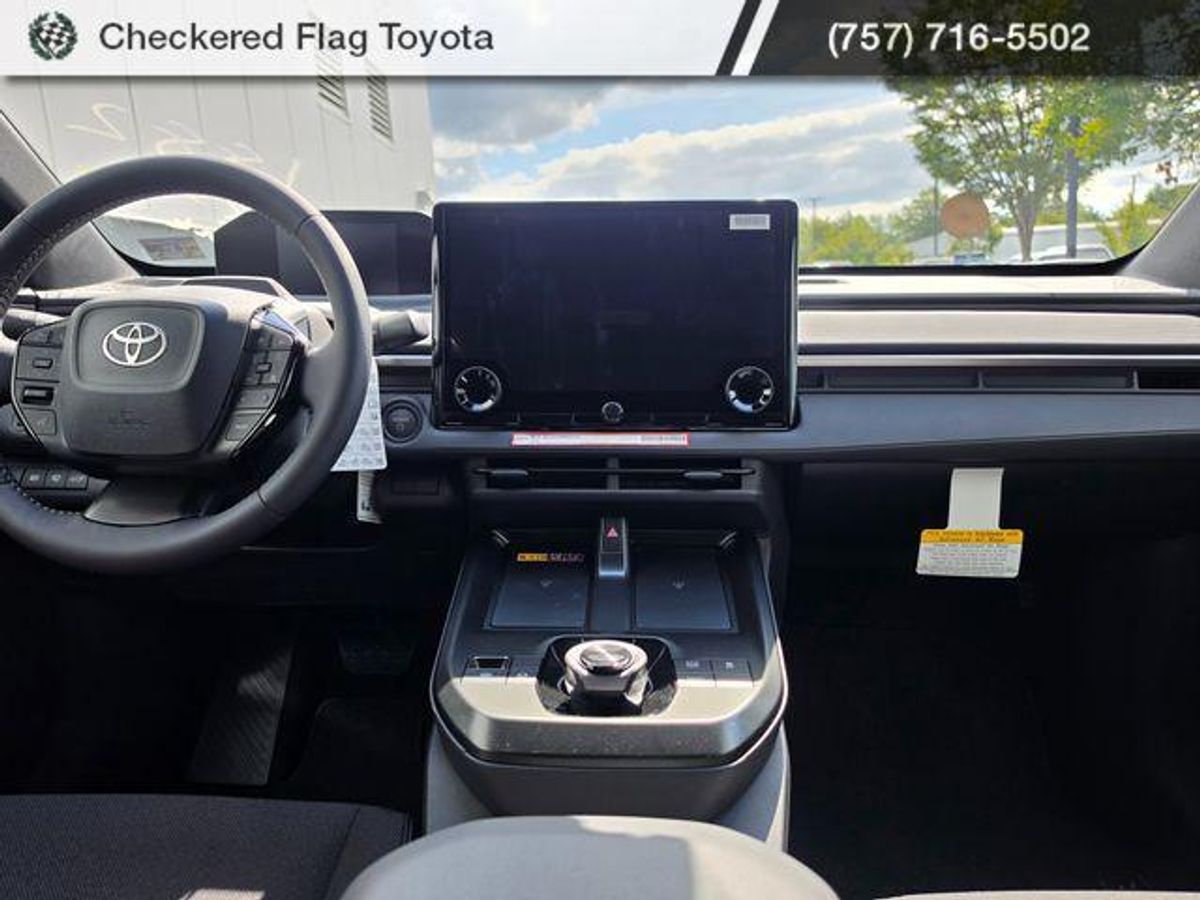 undefined. Enlarge image 5
