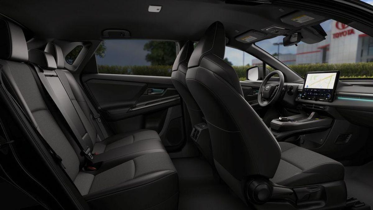 undefined. Enlarge image 2