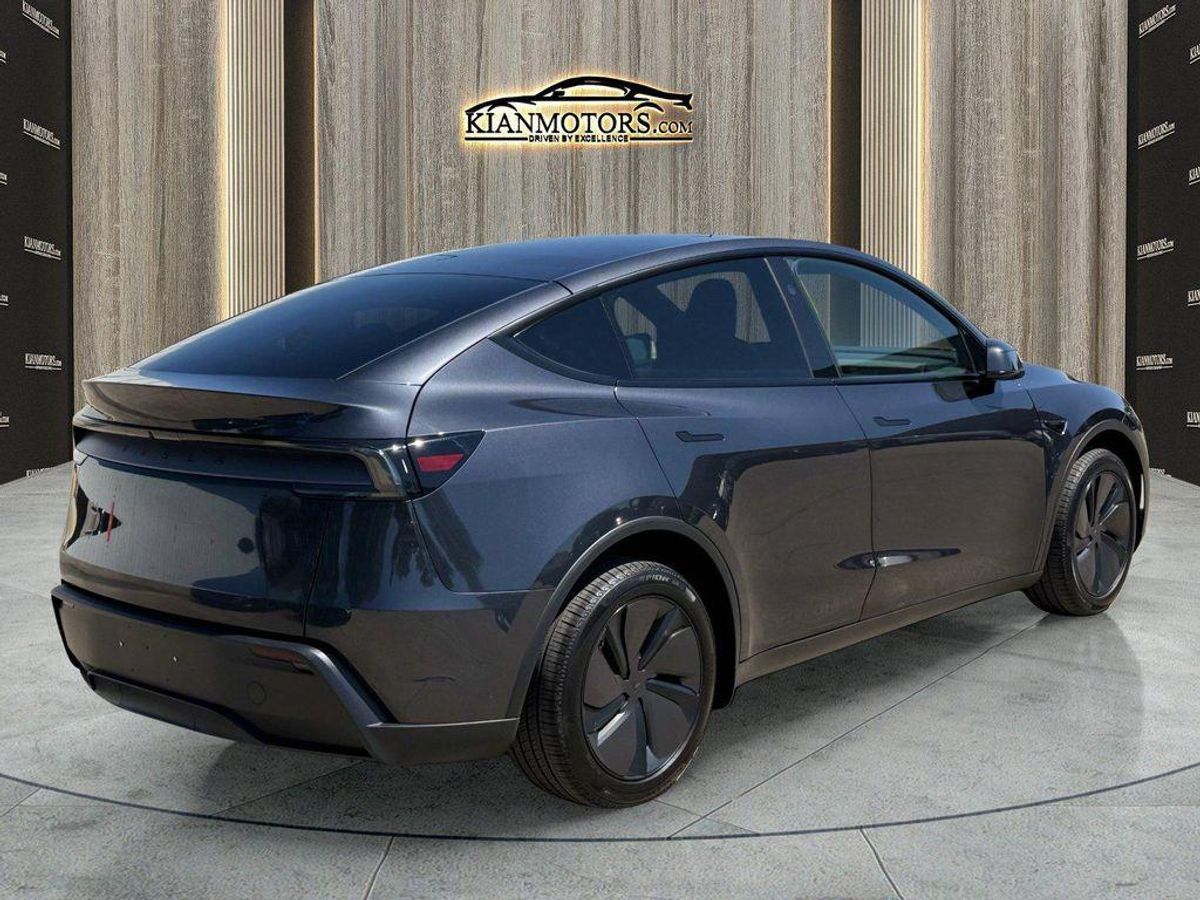 undefined. Enlarge image 11